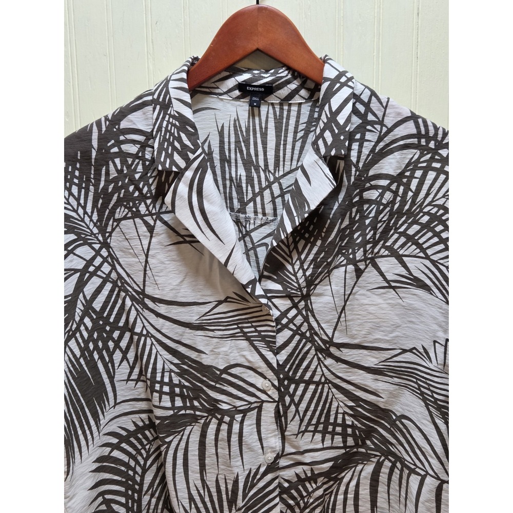 Express Shirt Mens‎ Medium White Palm Floral Short Sleeve Button Up Tropical